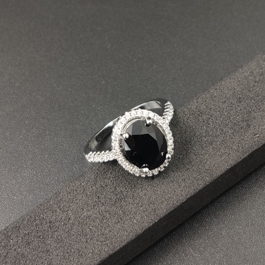 Luxury Zircon Round Crystal Ring